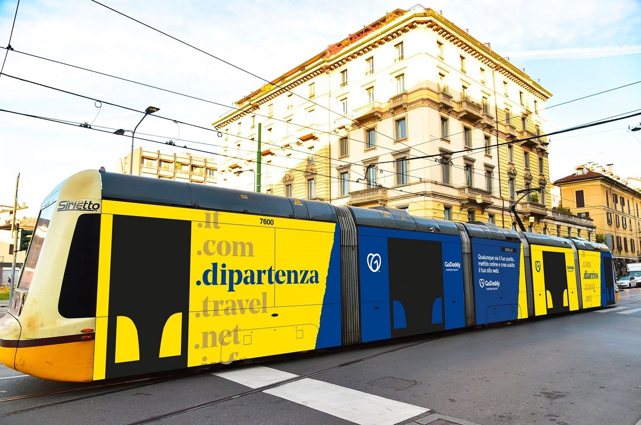 rebranding-godaddy-campagna-make-your-point-min